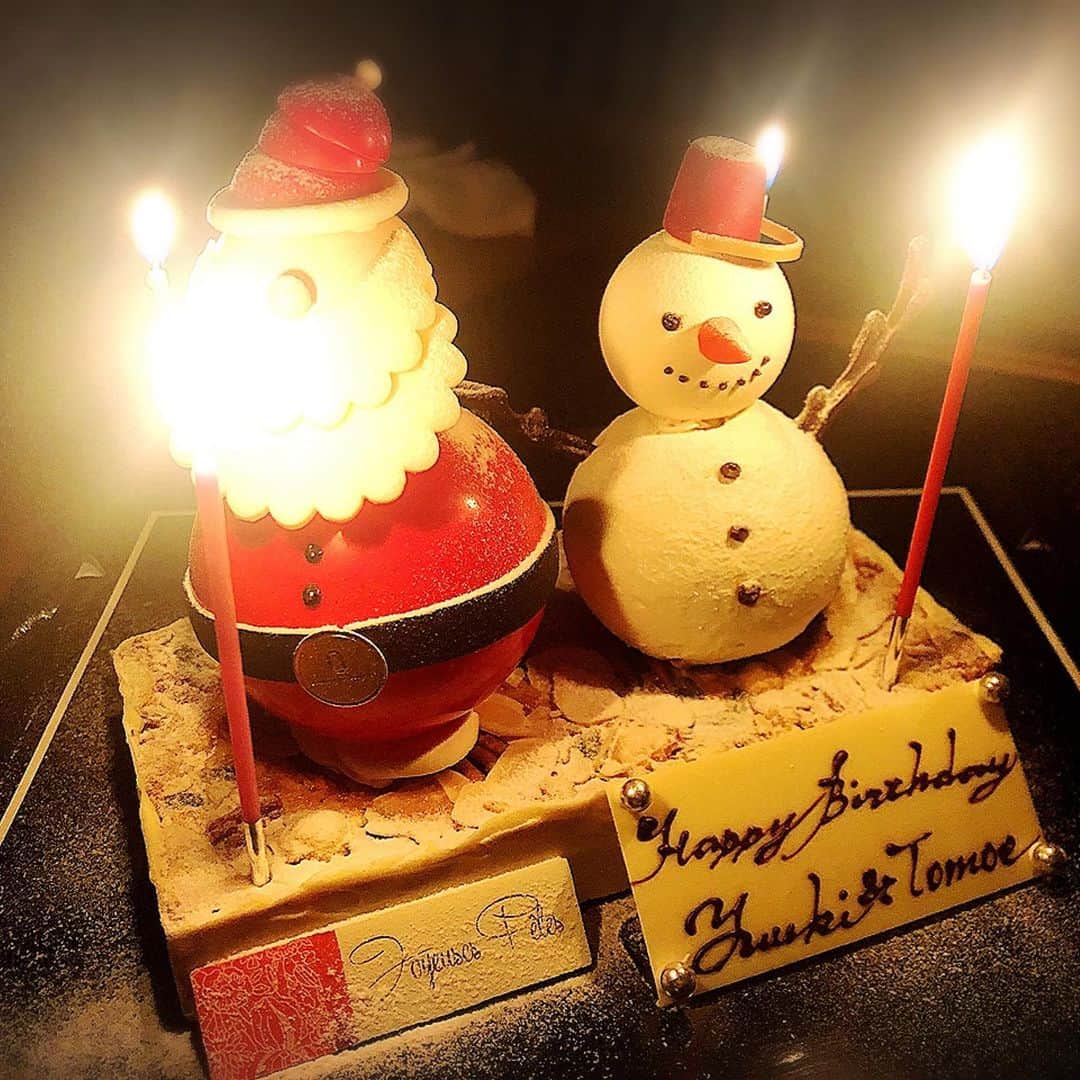宮崎宣子さんのインスタグラム写真 - (宮崎宣子Instagram)「クリスマスケーキ🎄🎅🎂 @louange_tokyo  さんのケーキでお誕生日のお祝い🥂  こうやってお祝いする時の、 人の喜ぶ顔が好き🥰💕  ユキちゃん、野澤さん、 お誕生日おめでとうございます💕  あきちゃん、ケーキ❣️ ありがとう😊❤️❤️  #サンタさんケーキ #雪だるまケーキ #クリスマスケーキ #お誕生日ケーキ #お誕生日おめでとう」12月16日 15時26分 - miyazaki_nobuko