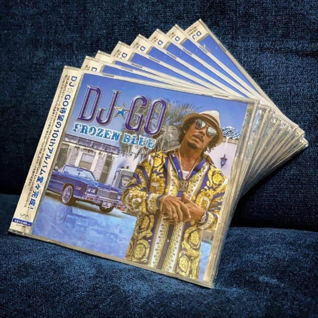 AK-69さんのインスタグラム写真 - (AK-69Instagram)「【RELEASE】 @djgo_730 さんのNew Albumが「FROZEN BLUE」が本日リリース！  3曲目の"Freeze feat. AK-69, KOWICHI, CIMBA"にて参加させて頂きました。  是非チェックしてみて下さい！  DJ☆GOさんリリースおめでとうございます㊗️ ----------------------------------------- 🧊FROZEN BLUE🧊 01.STILL GOING ON feat.GAYA-K,K-YO,CHO-CO 02.THE LEGENDARIES feat.Kayzabro,BIG RON,HOKT,GAYA-K 03.Freeze feat.AK-69,KOWICHI,CIMBA 04.Fly-By feat.CHO-CO 05.Old School Rendezvous feat.GAYA-K,A☆ZACK 06.Ride With Me feat.GAYA-K 07.Time For Me feat.K-YO,Mr.Low-D,DJ DEEQUITE 08.I can't see you feat.Alice 09.I just make up 10.PLAYGROUND feat.CHO-CO #FrozenBlue #feat #AK69 #Alice #AZACK #BIGRON #CIMBA #DJDEEQUITE #HOKT #Kayzabro #KOWICHI #MrLowD #HipHop #JapaneseHipHop #Rap #DJGO #GAYA_K #K_YO #CHO_CO #RIDERECORDZ #TRL #16x6 #HOODSOUND」12月16日 16時20分 - ak69_staff