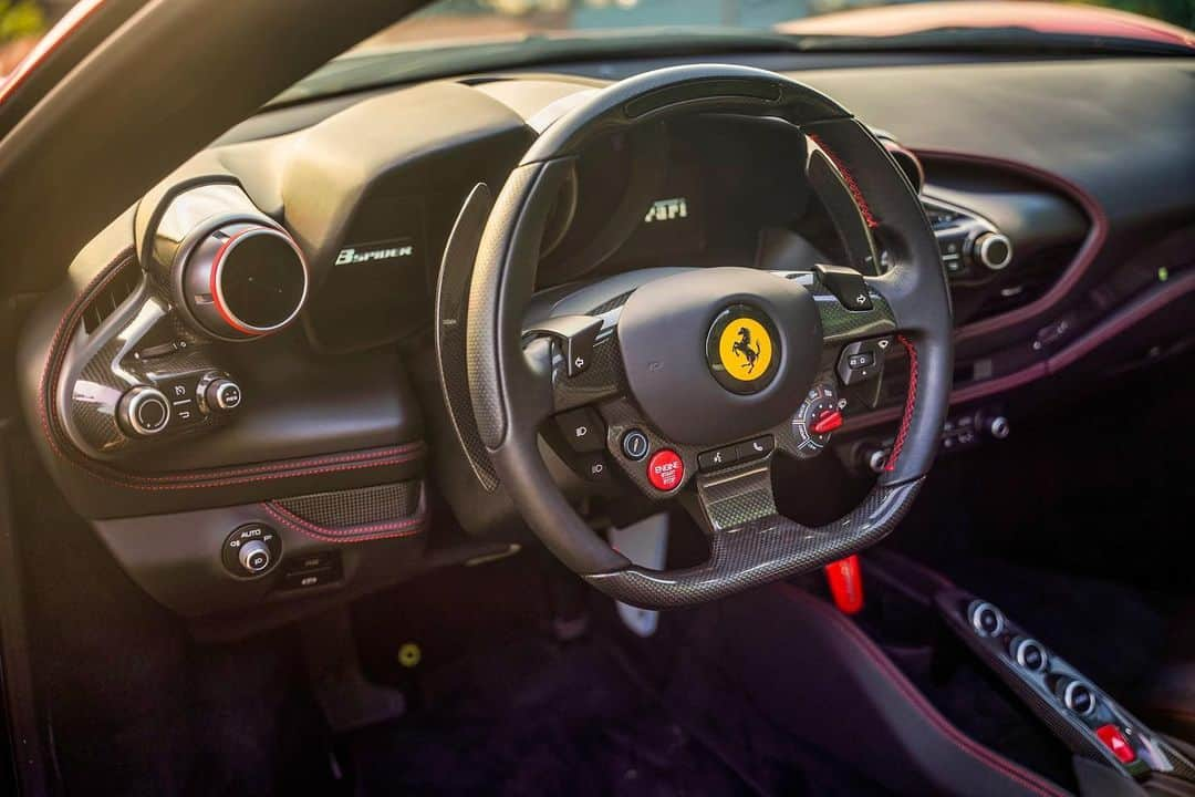 Ferrari Japanのインスタグラム