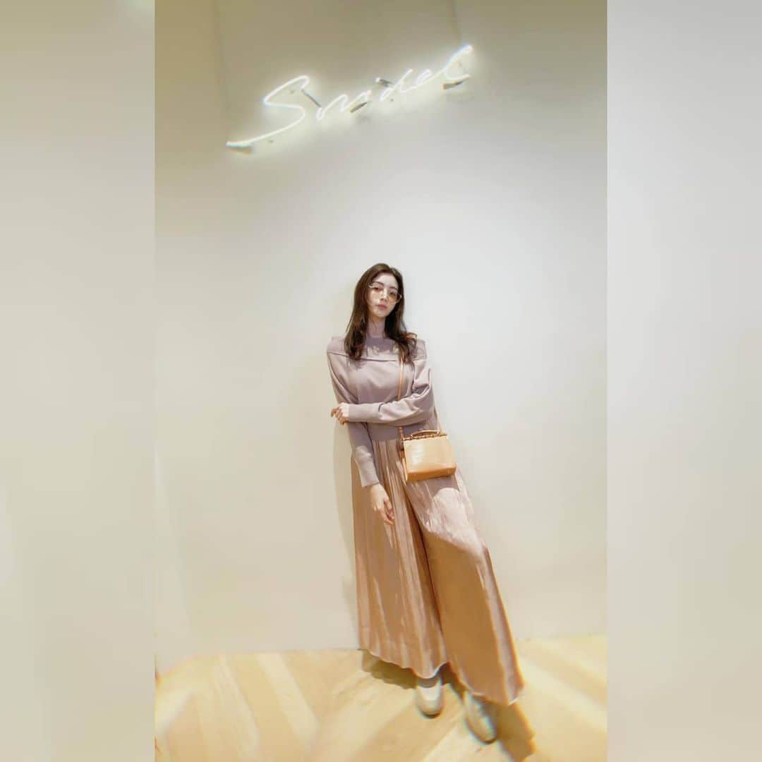 のインスタグラム：「#SNIDEL #knit Model. @kyattohime」