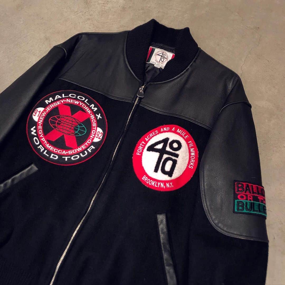 birthdeathさんのインスタグラム写真 - (birthdeathInstagram)「⚡︎ New Arrival ⚡︎  90's  Spike Lee 40 Acres & A Mule Filmworks "Malcom X" leather and wool varsity jacket size L  #birthdeath #vintage #spikelee  #40acres #malcomx #fightthepower」12月16日 17時37分 - birthdeath_tokyo