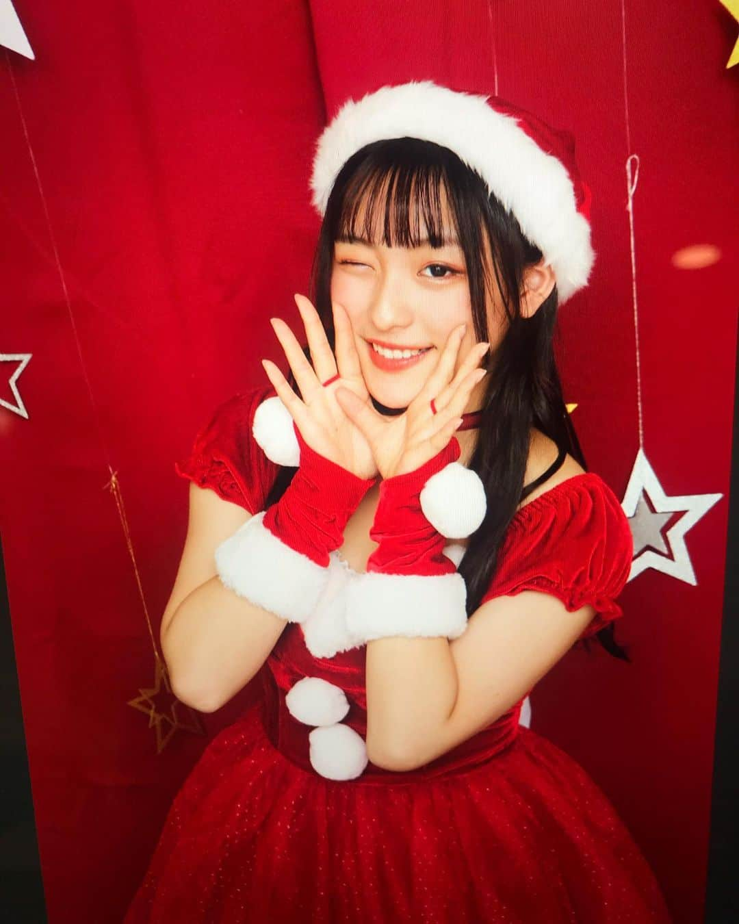 宇田川桜夢さんのインスタグラム写真 - (宇田川桜夢Instagram)「サンタさん🤶♡  #生写真 #オフショット #クリスマス #サンタコス #クリスマスコス #ラストアイドル #宇田川桜夢」12月16日 17時47分 - u.s02