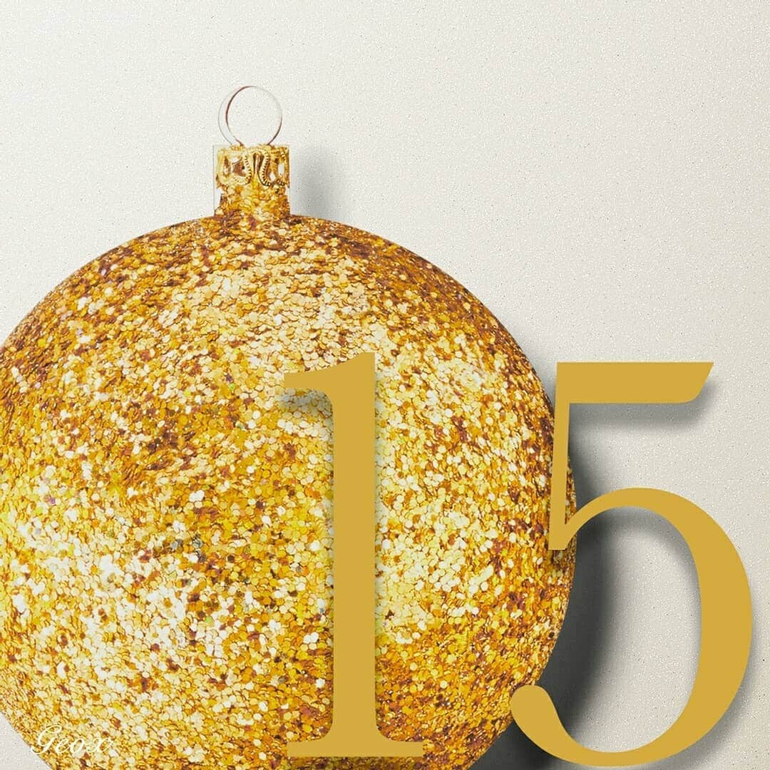 ジェオックスのインスタグラム：「Fifteen don't be mean! Swipe left to see today's pick for your special gift.」