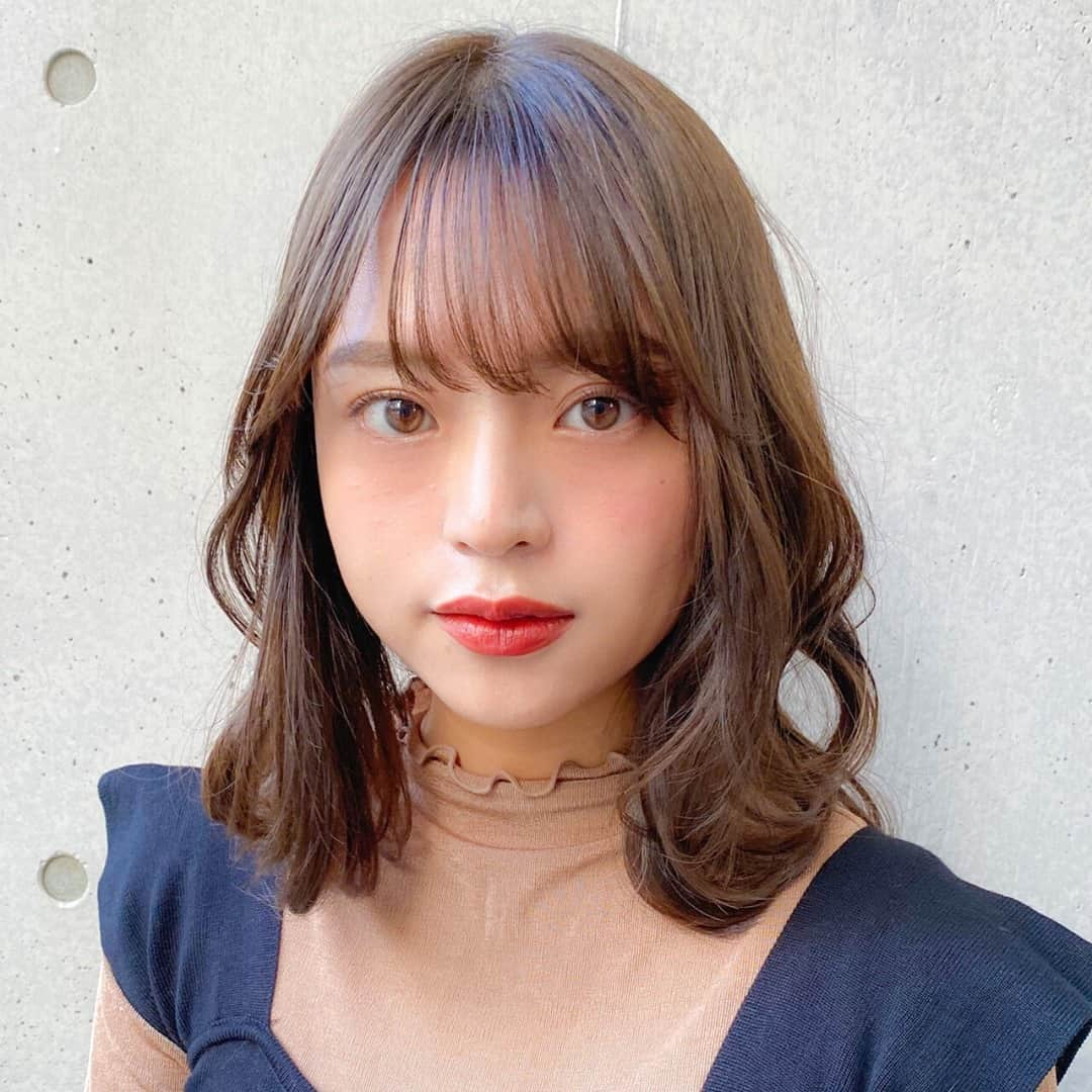 HAIRさんのインスタグラム写真 - (HAIRInstagram)「「パーマで柔らかい雰囲気を醸し出そう👩‍🦰💗」 HAIR掲載スタイリスト： 原田 実茄 （ @agnos_harada） . -----------------------------------------------------------  Follow me👉🏽 @hair.cm  HAIR webサイトは「HAIR（ヘアー）」で検索！✨  -----------------------------------------------------------  HAIRは、お客様の『なりたいを叶えるスタイリスト』が集まるサイトです。  日々スタイリストの方々の素敵なヘアスタイルを掲載しています。  投稿スナップ数約40万の中から、気に入ったスタイルを見つけませんか？  HAIRを通じてサロンに予約もできますよ！💕  ----------------------------------------------------------- . . #ひし形  #愛され  #レイヤーカット  #デジタルパーマ #ゆるふわ #セミロング  #ヘアスタイル #ヘアカタログ #ヘアカラー #ヘアスタイリング #髮型 #髮型屋 #髮型設計 #发型 #短髮 #日系髮型 #女生髮型 #女生短髮 #염색 #헤어 #단발 #bob #복구펌 #짧은머리 #숏컷」12月16日 18時00分 - hair.cm