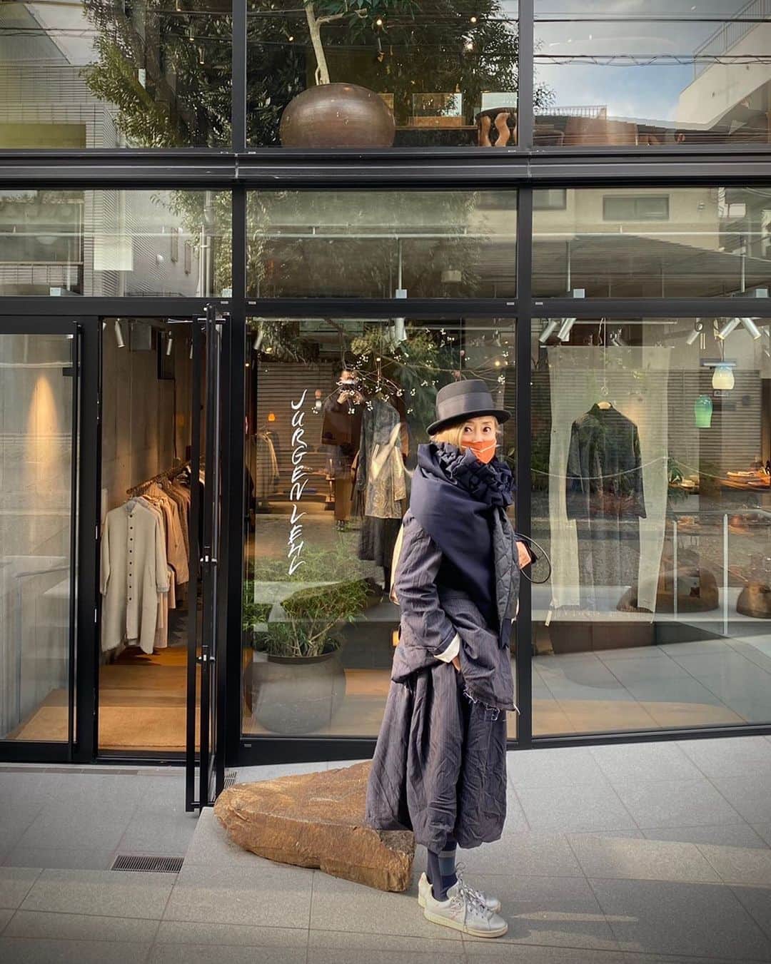 熊谷真実さんのインスタグラム写真 - (熊谷真実Instagram)「ヨーガンレール青山店へ。 でもお洋服は今日はコムデギャルソン だった