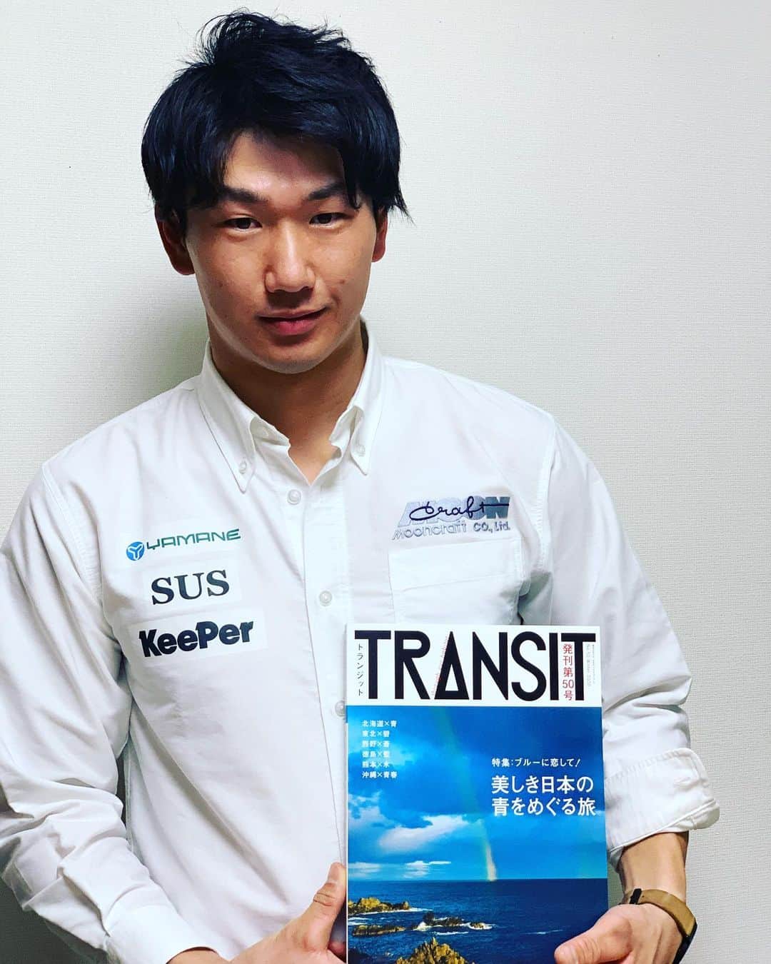 のインスタグラム：「明日発売の雑誌TRANSITに掲載していただきました。 #TRANSIT #ヤマネ鉄工建設 #SUS #KeePer技研 #足立和也 #mooncraft #mercedesbenzjapan」