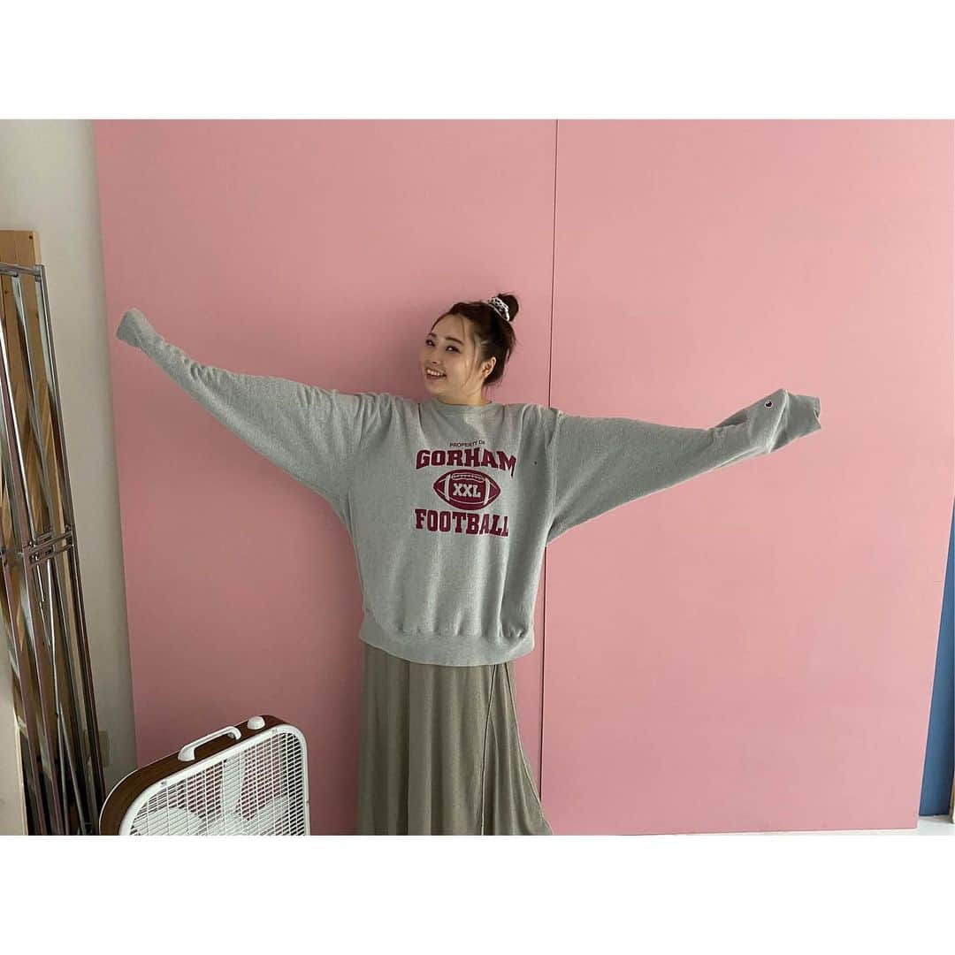 la farfaさんのインスタグラム写真 - (la farfaInstagram)「♡﻿ ﻿ 𝐥𝐚 𝐟𝐚𝐫𝐟𝐚 １月号のoff shot📸﻿ 今日紹介するのは﻿ 【Relaxed Bras of Pochako's Choice﻿ この冬の新しいおしゃれアイテム指南】から﻿ さっちゃんのオフショット♡✨﻿ ﻿ おうち時間で﻿ コンフォートダブルな﻿ 下着に癒されて欲しくて﻿ 企画しました💁🏼‍♀️✨﻿ ﻿ リラックスしたオフショットから﻿ 撮影中のポージングまで﻿ いろいろなさっちゃんを🧐﻿ ぜひチェックしてみてくださいね🏷﻿ ﻿ ﻿ さっちゃん ▹ @sa19930201  ﻿ ﻿ #lafarfa#ラファーファ#ラファモ﻿ #ぽっちゃり#ぽっちゃりモデル﻿ #plussize#plussizemodel﻿ #さっちゃん」12月16日 18時35分 - lafarfa.official