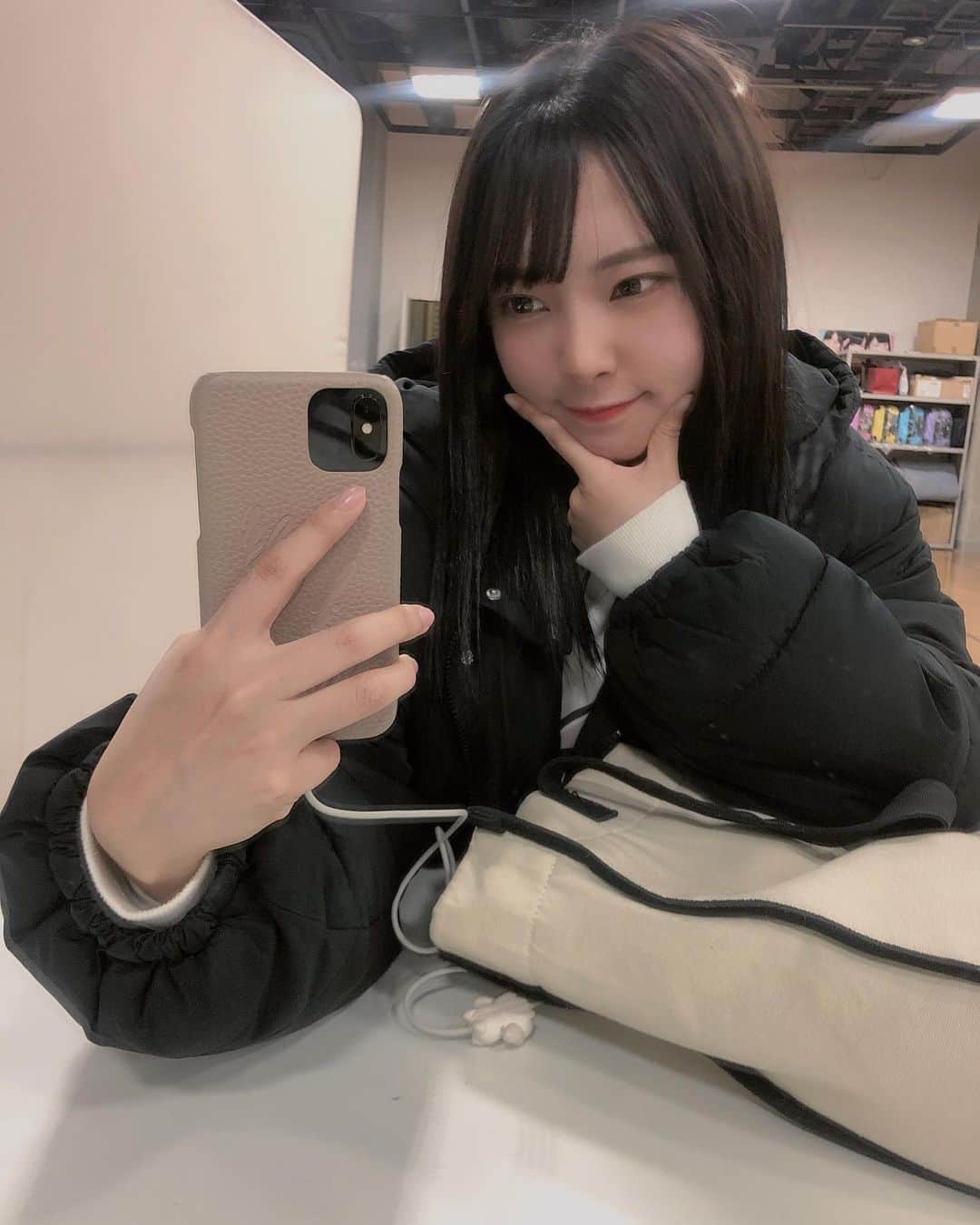 山田寿々のインスタグラム：「﻿ 12月22日19時から❤︎﻿ ﻿ 【第一部】山田寿々 冠ライブ「みんな、大好き」﻿ 【第二部】山田寿々 生誕祭＆卒業セレモニー ﻿  ﻿ なんと、最後に冠ライブをさせて頂きます😊❤︎﻿ ﻿ 最後にキラキラアイドルできるの嬉しい❤︎❤︎﻿ ﻿ 皆さんと素敵な思い出作れますように！﻿ よろしくお願いします🥺🥺﻿ ﻿ 素敵な題名でしょ〜👶🏻❤️」