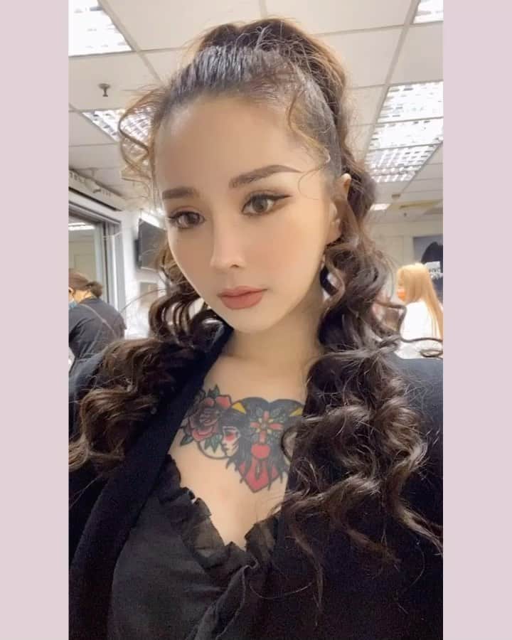 Abby Chenのインスタグラム：「今天可可愛愛🤍」