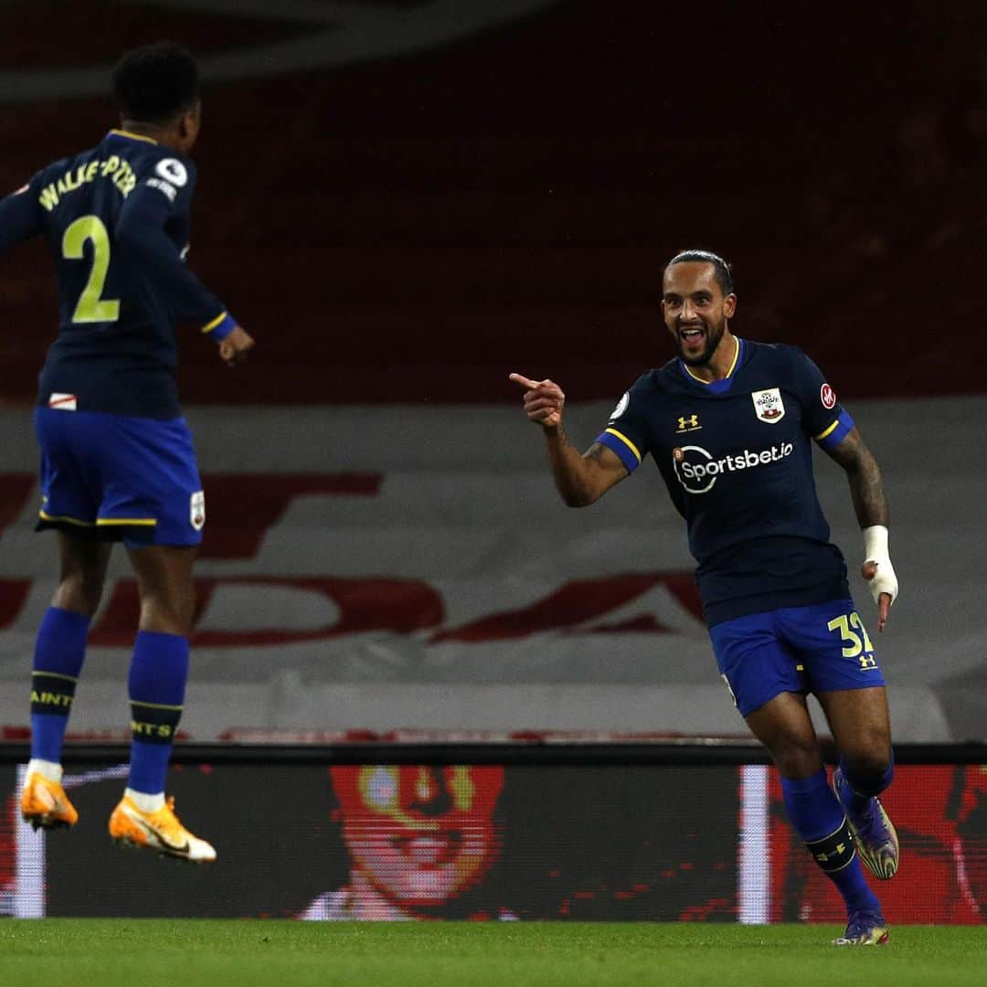 セオ・ウォルコットさんのインスタグラム写真 - (セオ・ウォルコットInstagram)「Its always a great feeling when you score but it was extra special tonight with it being at the Emirates.  We are disappointed that we didn’t secure all the points but we’ll regroup and get ready for Saturday’s big match 💪🏽 #saintsfc」12月17日 5時55分 - theowalcott