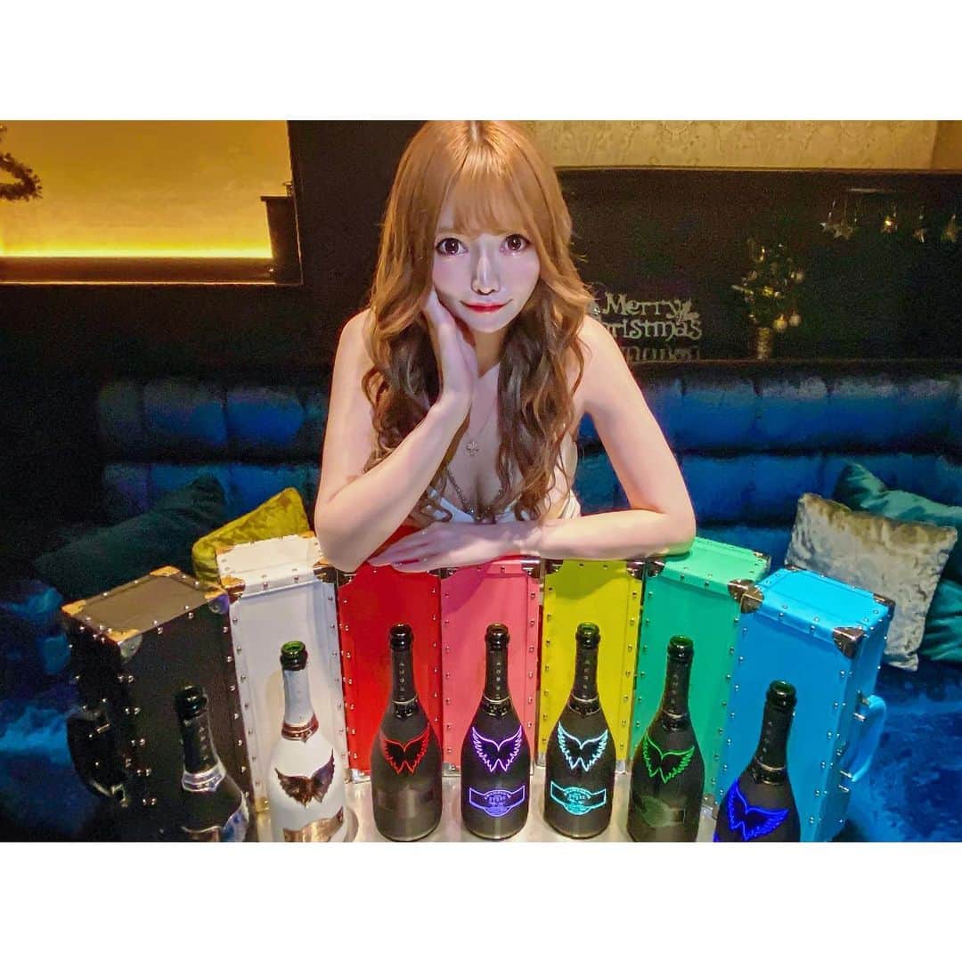 りのにゃんさんのインスタグラム写真 りのにゃんinstagram ﾟ ʚ ɞ ﾟ 天使なのでエンジェルシャンパン いっぱいありがとぉ 東京 歌舞伎町 ミナミ 六本木 池袋 池袋東口 水商売 出勤 キャバ嬢 キャバクラ ホスト Bar プリンスグループ