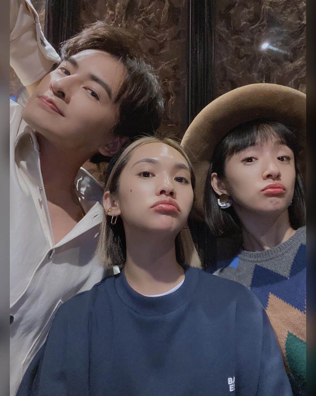 レイニー・ヤンのインスタグラム：「大家好 我是直樹和湘琴的小三  #bff #好友聚 #惡作劇在身邊 #惡作劇之吻和惡魔在身邊的綜合體」