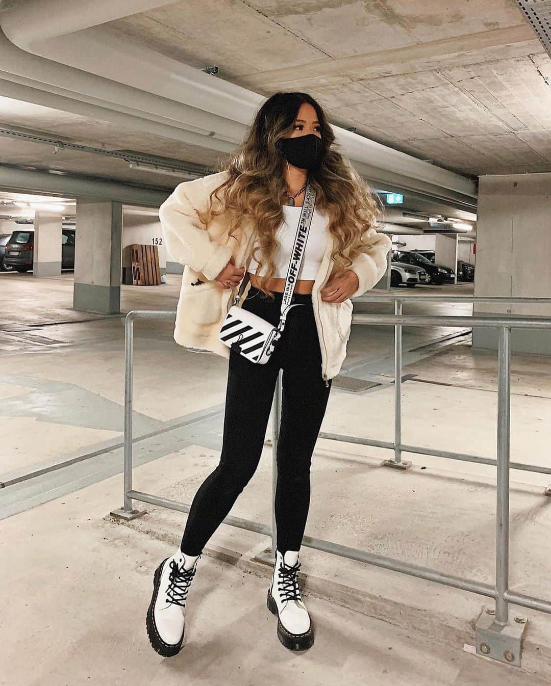 Angel™さんのインスタグラム写真 - (Angel™Instagram)「Which item would you add to your shopping list? Credit @arrestthisgal #americanstyle #ootd #style #fashion #onlineshopping #winterlook #winterfashion #winteroutfit #outfit #looks #winteroutfits #winterlooks ❤️ #asaqueen」12月16日 22時36分 - americanstyle