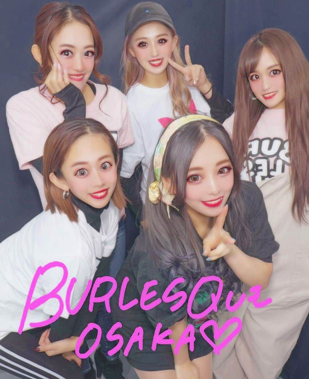 otoのインスタグラム：「大好きな皆さんと🤍🧸  ボーリング大会のインスタライブも 見て頂き、賞も用意してもらって 倍楽しめました🤣🤍ありがとうございました🥺🤍  #burlesqueosaka#burlesque#バーレスク大阪#バーレスク#大阪#大阪観光#osaka#ボーリング#プリクラ#プリント倶楽部」