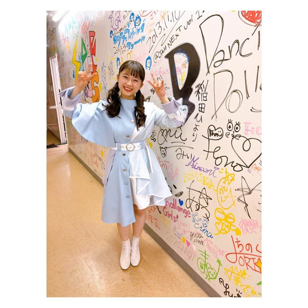 桜井美里さんのインスタグラム写真 - (桜井美里Instagram)「・﻿ ﻿ ﻿ ﻿ ﻿ 『ukka Xmas party 2020』ありがとうございました！﻿ ﻿ ﻿ ﻿ ﻿ 可愛いクリスマス衣装着て﻿ プレゼント交換したりして﻿ わいわい楽しいライブでした🎁💞﻿ ﻿ ﻿ ツインテール久しぶりにして﻿ ちょっと恥ずかしかったな👧﻿ ﻿ ﻿ ﻿ #ukka #xmas #party  #サンタコス #トナカイコス ﻿ ﻿ ﻿」12月16日 22時36分 - mippi__0418