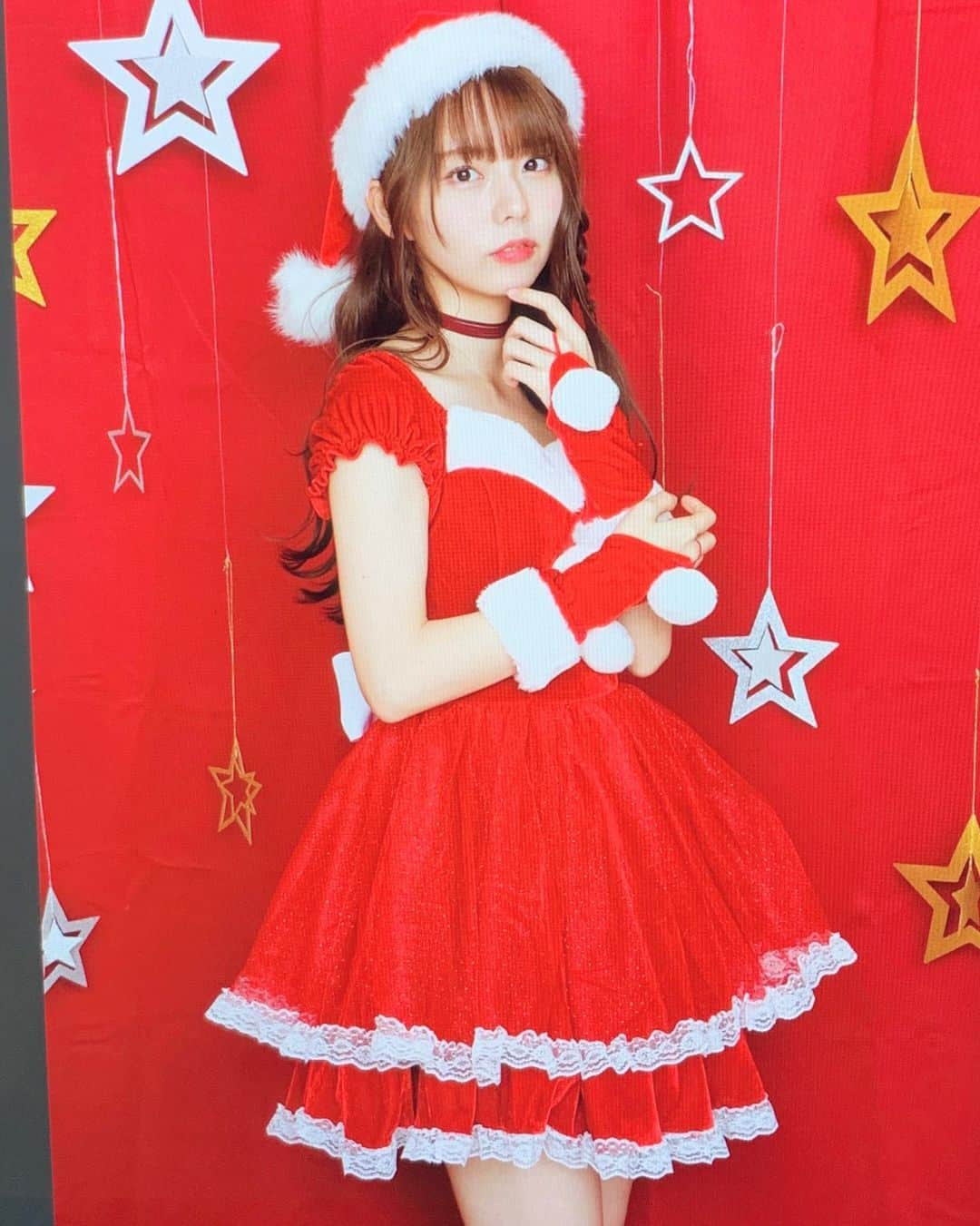 篠原望さんのインスタグラム写真 - (篠原望Instagram)「. サンタさん🎅🏻🎄 . もうすぐクリスマスですね( ⸝⸝ᵕᴗᵕ⸝⸝) こちら生写真のアザーカット🎁 . . 他撮りがなかったので アザーカットのみで🥺🙏 . . #サンタコス #サンタ #サンタさん #クリスマス #christmas #merrychristmas #xmas #生写真 #ラストアイドル #篠原望」12月16日 22時46分 - nozomi_920