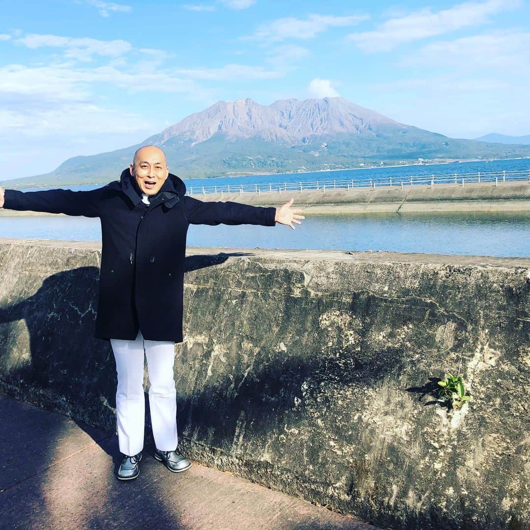 あさひさんのインスタグラム写真 - (あさひInstagram)「鹿児島と越谷の思い出  #ダニエルズ  #トムブラウン #ゾフィー #錦鯉 #トンツカタン #四千頭身」12月16日 22時40分 - daniels_asahi