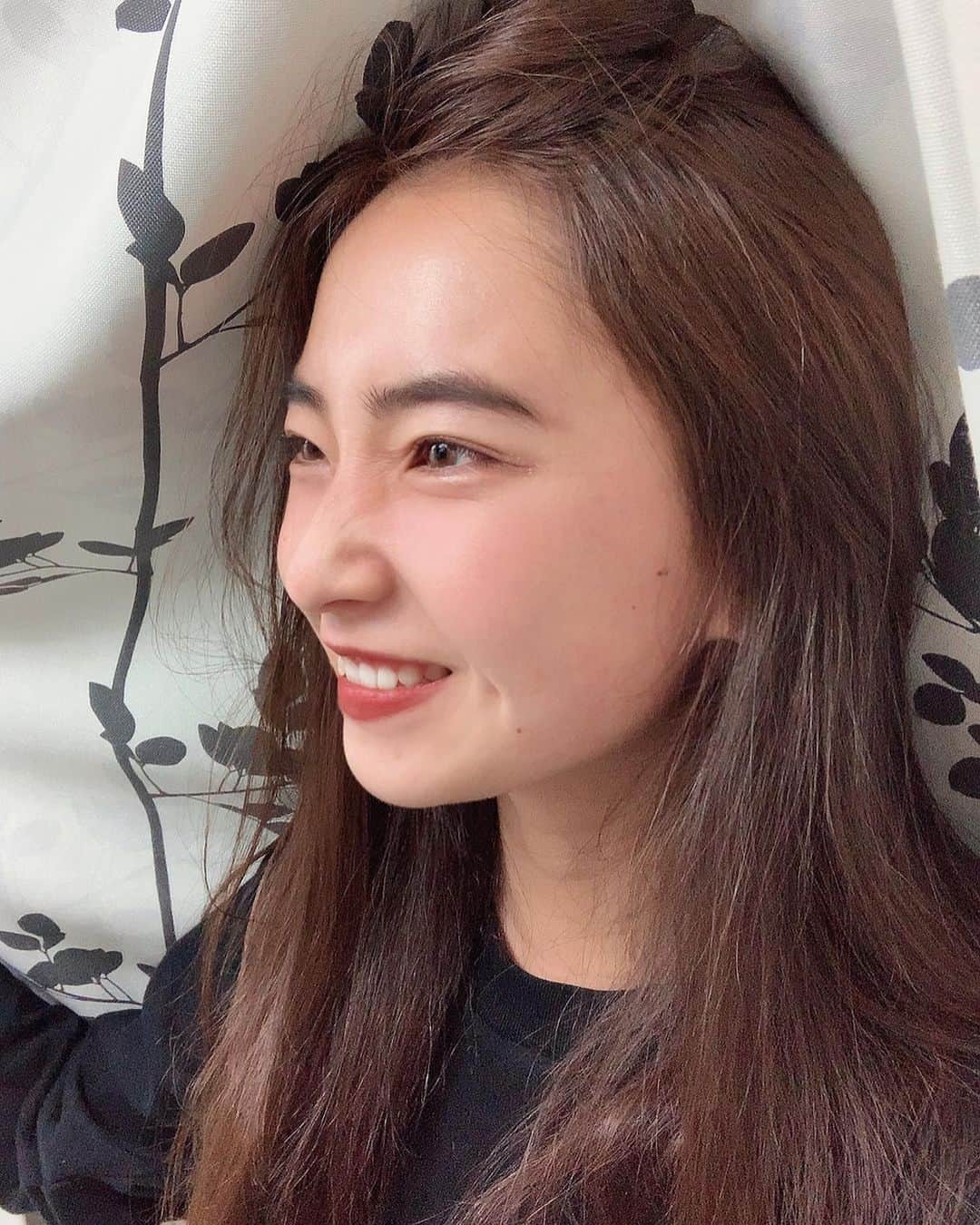 𝐊𝐚𝐤𝐢𝐠𝐢𝐅𝐮𝐤𝐚のインスタグラム：「表情筋を鍛え続けて２２年🤔💭？」