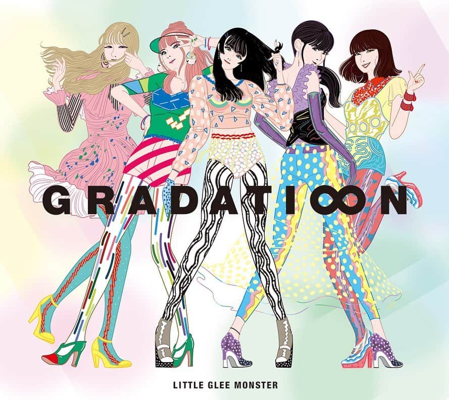 Little Glee Monsterさんのインスタグラム写真 - (Little Glee MonsterInstagram)「ベスト以上の完全盤💿 ニューアルバム「GRADATI∞N」 1/20リリース🎁  新曲2曲・再録音曲16曲含む全49曲を収録🎧  ここまでの歩みとこれからの変化の連続性を感じられる作品に！！  ジャケットはこちら！  アートワークにUshiki Masanori氏を迎え、リトグリ初の全形態イラストで構成。 「超未来のリトグリ」イメージして描きおろされたジャケットではLittle Glee Monsterの歌が概念としてずっと残っていくというテーマで、この先の10年で超進化を遂げていくリトグリの意思表明とも言える作品になりました。   カッコいいジャケットに仕上がりましたので是非チェックしてくださいね！  #リトグリgradation #このタグで繋がりましょう #littlegleemonster #ushikimasanori さん #超未来  #みなさんリリースを楽しみにしてくれてありがとうございます #さっそく嬉しいメッセージたくさん #2021年もリトグリと #収録内容にまた驚いてほしいです #アリーナツアーもお楽しみに #リハーサルがんばってます」12月16日 23時01分 - littlegleemonster_official