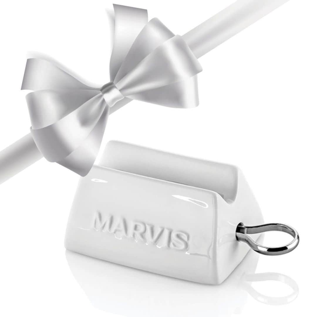 Marvis®️ Official Partnerさんのインスタグラム写真 - (Marvis®️ Official PartnerInstagram)「CLOSED ✨ 🎁  GIVEAWAY 🎁 ✨  On the 9th Day of Marvis we are GIVING AWAY: Marvis Toothpaste Squeezer. 🤍 • This ceramic toothpaste squeezer holds your favorite Marvis toothpaste flavor and ensures not a drop is wasted. The metal turnkey squeezes toothpaste out of the tube from the bottom, up, allowing complete control. • HERE'S HOW TO WIN: 1. Follow us on Instagram. 2. Tag a friend on this @marvis_usa giveaway post. 3. In the comments, use the hashtag #9DayOfMarvis • A winner will be announced TODAY by 6pm EST. - - - - - US participants only. Must live within the 48 contiguous states to win. If a winner does not qualify or respond with shipping information within 24 hours, we will select a new winner. For easy contact, we suggest making your profile public during the giveaway. This giveaway is not affiliated with Instagram in any way.」12月16日 23時01分 - marvis_usa