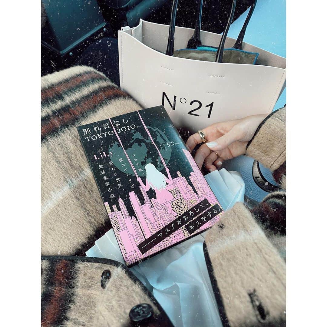 紗栄子さんのインスタグラム写真 - (紗栄子Instagram)「#別ればなしTOKYO2020. 明日発売🌹」12月16日 23時35分 - saekoofficial