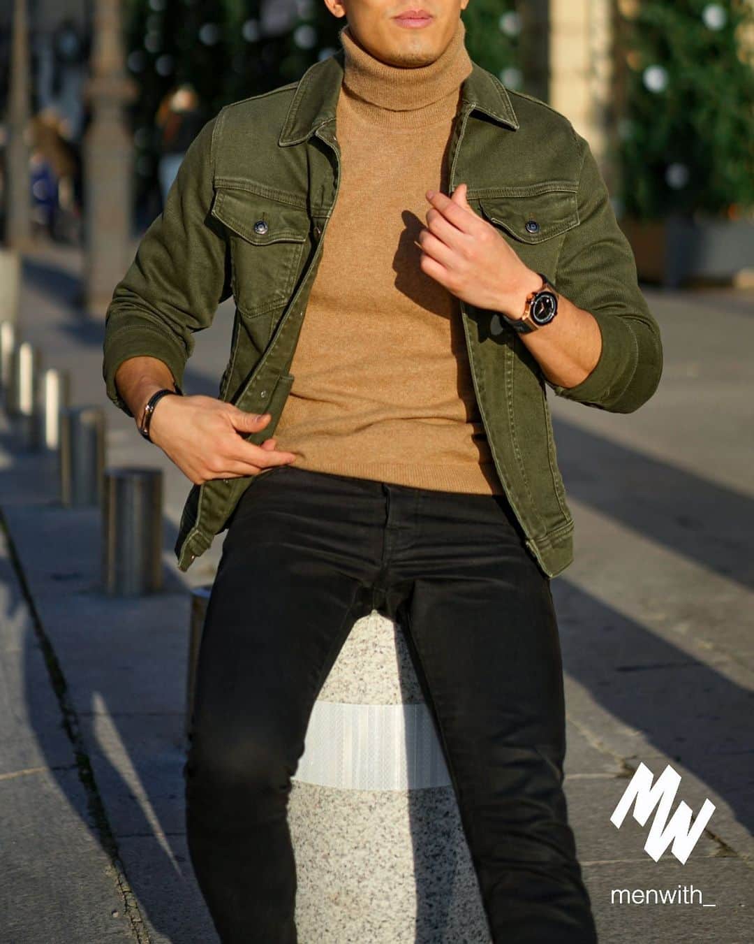 のインスタグラム：「Great photo of our dear friend @yvi.ackerman 👌🏽 #menwithstreetstyle」
