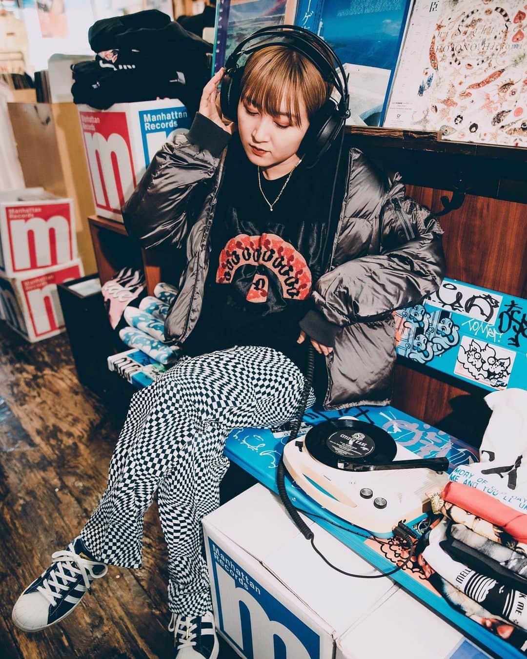 サーヤのインスタグラム：「ABCマートshooting❷ #superstar #adidas #abcマート」