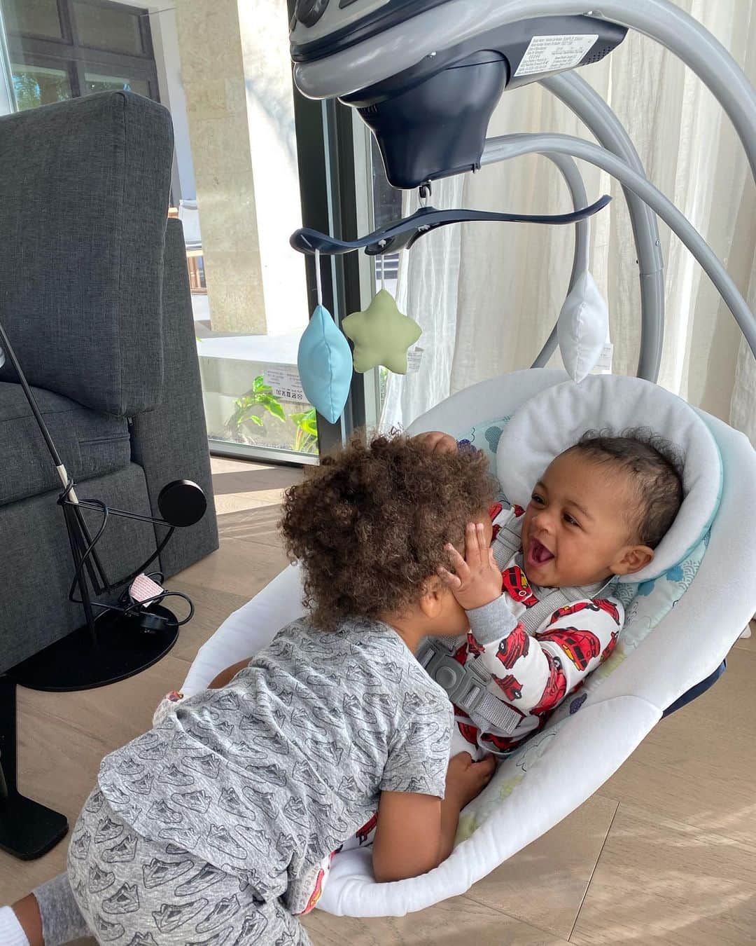 ジョン・ウォールさんのインスタグラム写真 - (ジョン・ウォールInstagram)「Missin My Boys...The #LilWall’s ❤️‼️」12月17日 0時11分 - johnwall