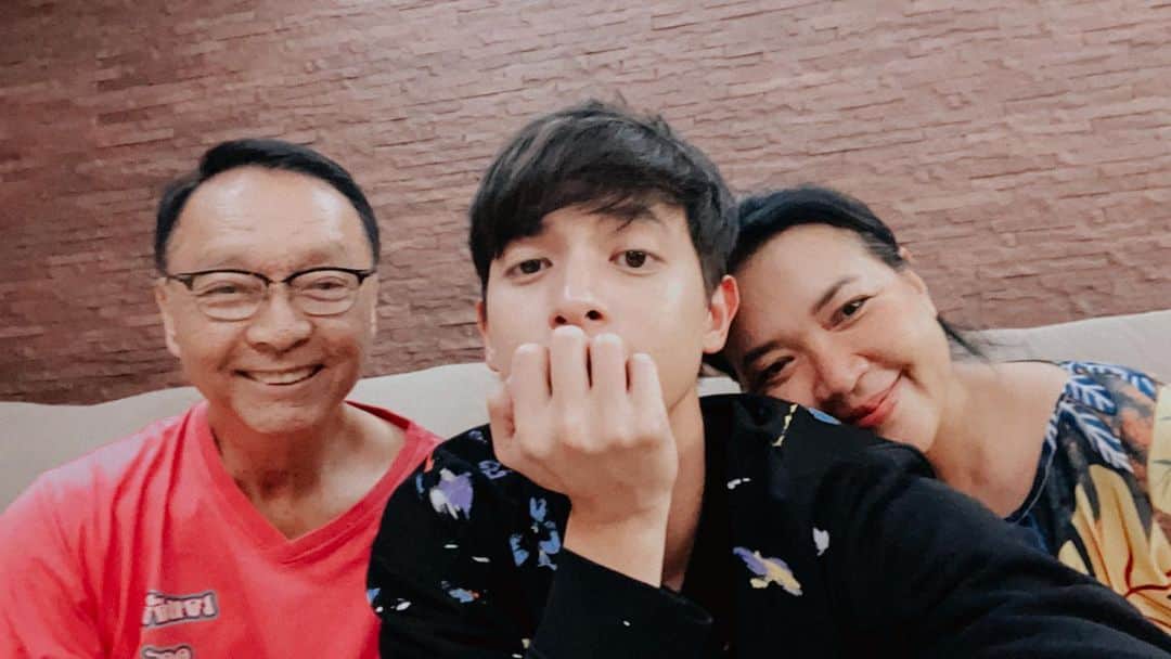 Jirayu Tangsrisukのインスタグラム：「Sweet Dream ,, ☺️❤️」