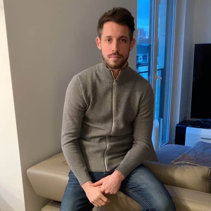 マルク・ウートのインスタグラム：「Vielen Dank für eure Genesungswünsche 💙」