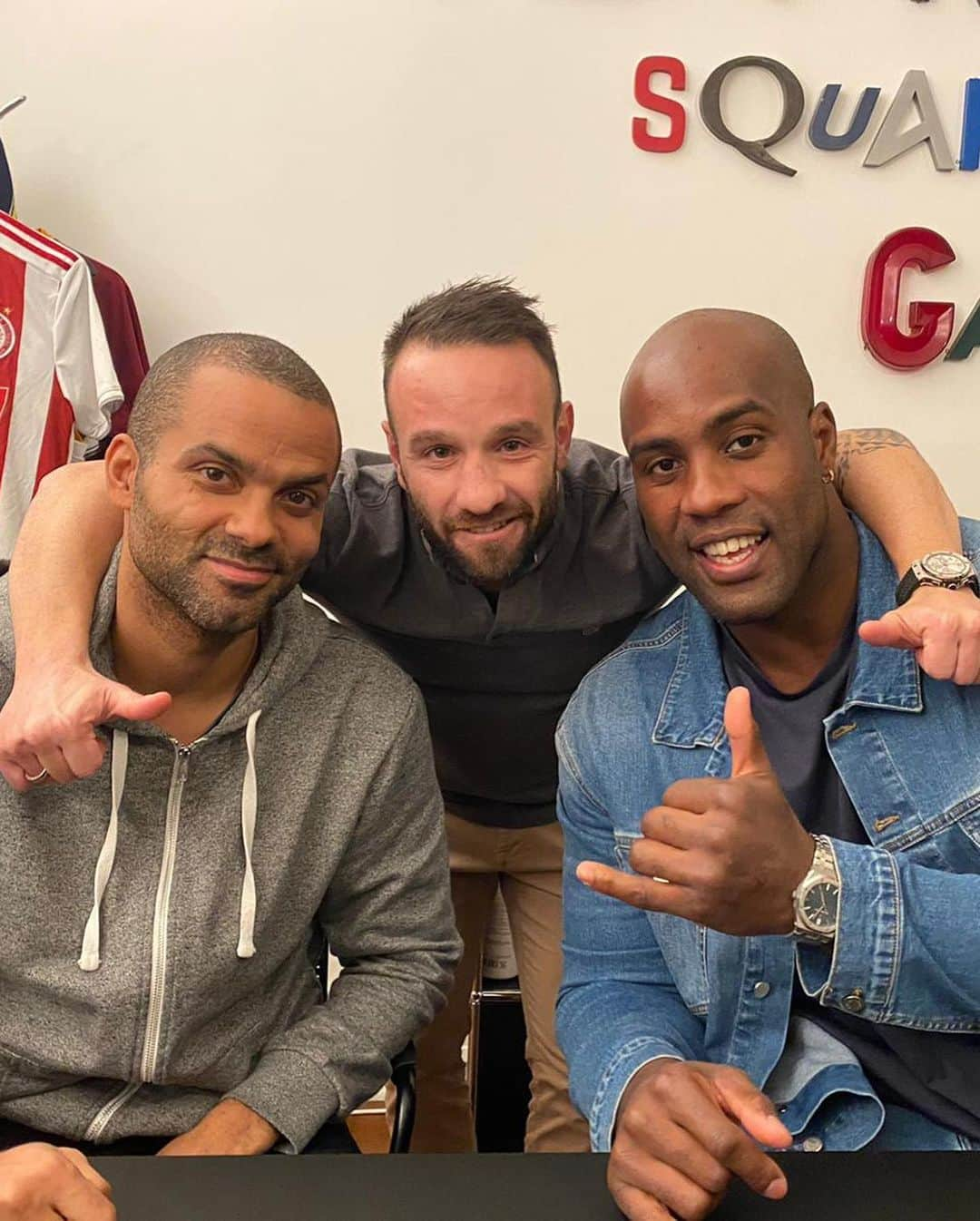 マテュー・ヴァルブエナさんのインスタグラム写真 - (マテュー・ヴァルブエナInstagram)「Always a true pleasure to see you my friends 🤙 @_tonyparker09 @teddyriner 🏀x⚽️x🥋」12月17日 1時47分 - mv28_officiel