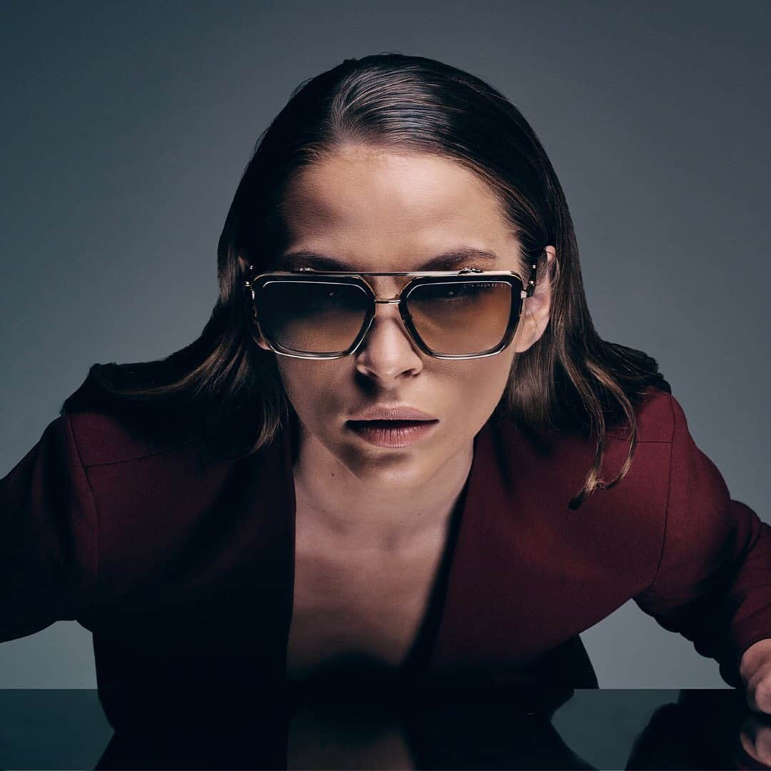 ディタのインスタグラム：「An extension of DITA's celebrated Mach-Series, the Mach-Seven shines. Vibrant double-nylor secures sculpted acetate lens rims, finished with elegant yet durable wishbone temples and custom-forged integrated hinges. Discover the magic of the Mach-Series at dita.com. #DITA #DITAeyewear #MachSeven」