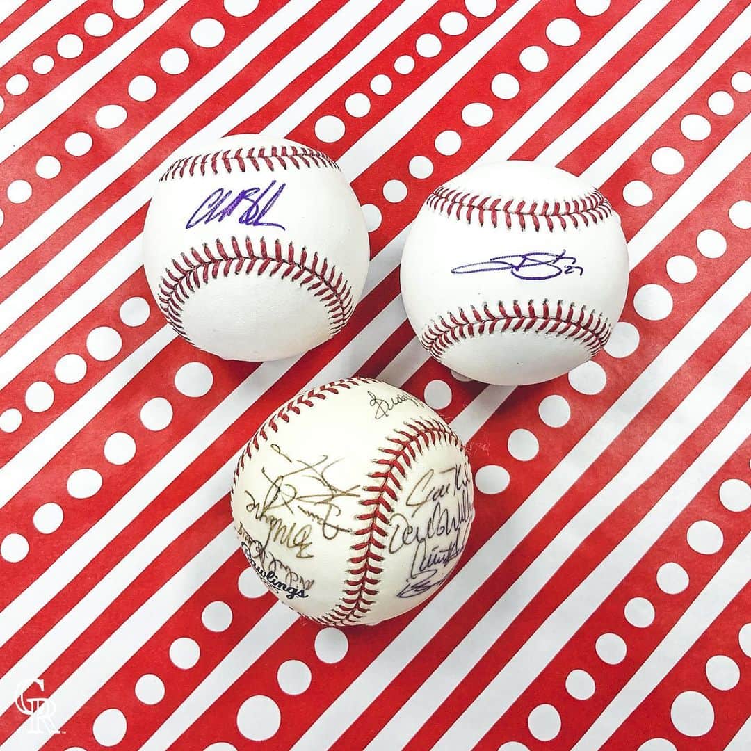 コロラド・ロッキーズのインスタグラム：「COMMENT with #12DaysOfRoxmas for your chance to win baseballs signed by @chuck__nazty, @trevv4 AND an old school team ball!」
