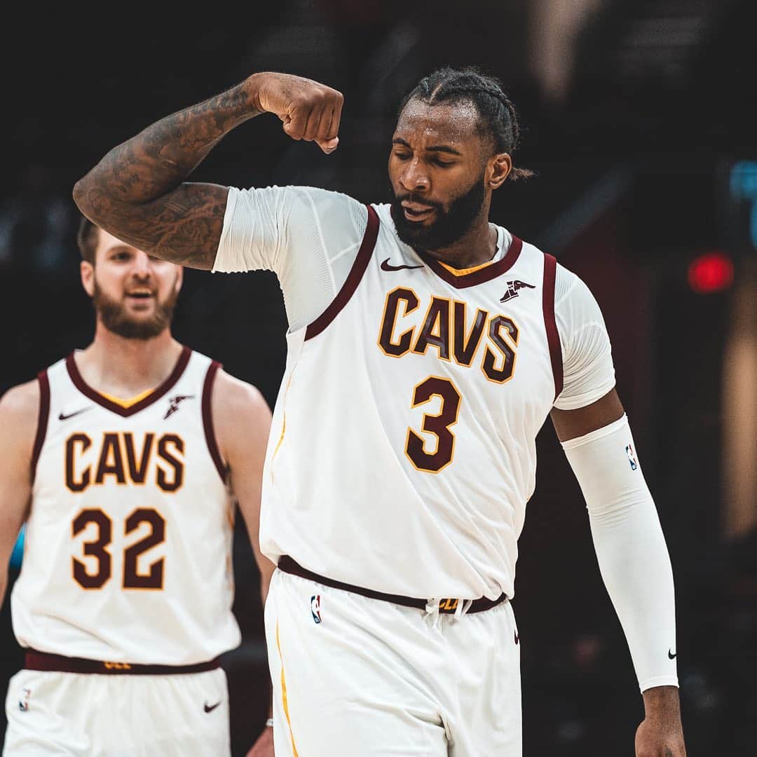 アンドレ・ドラモンドのインスタグラム：「GAMEDAY 🗣🗣 drop a 💪🏾 in the comments!!」