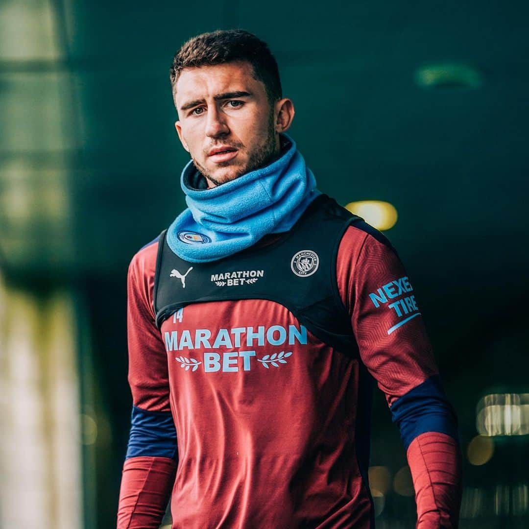 マンチェスター・シティFCさんのインスタグラム写真 - (マンチェスター・シティFCInstagram)「Mr. Laporte 👊 #mancity」12月17日 3時23分 - mancity