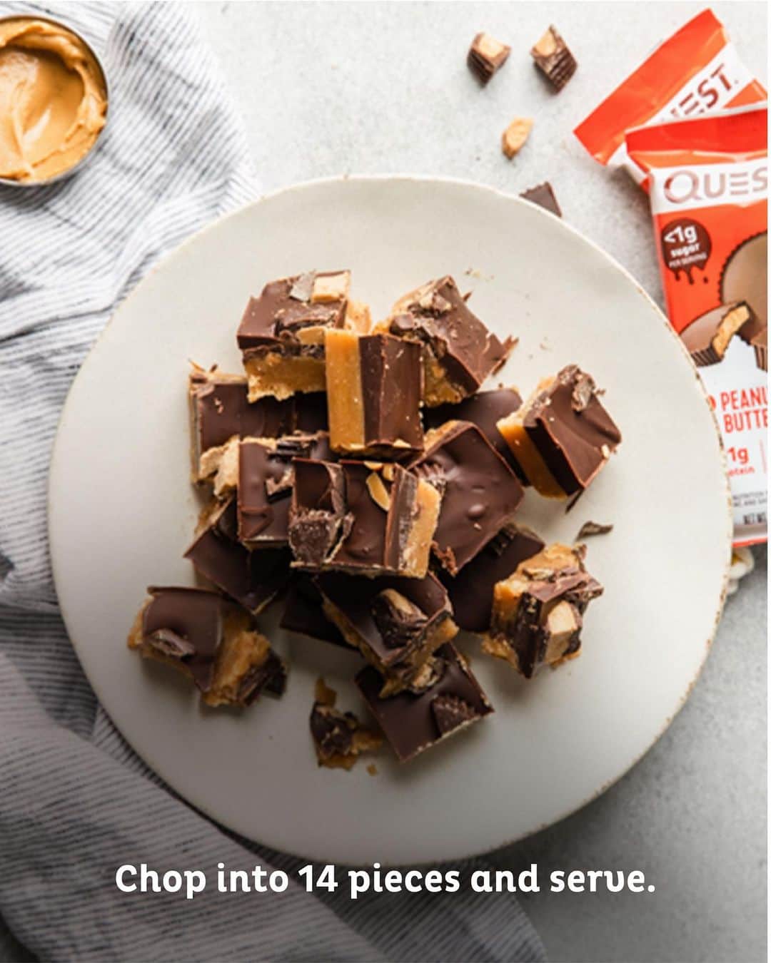 questnutritionさんのインスタグラム写真 - (questnutritionInstagram)「Try these No Bake Peanut Butter Bars using our PB Cups! 👌😋😍 👉SWIPE THROUGH📲 • Ingredients: 👉 2 Packs of Quest Peanut Butter Cups 👉 1 scoop Quest Vanilla Milkshake Protein Powder 👉 ½ cup butter 👉 ½ cup peanut butter 👉 ⅓ cup powdered zero calorie sweetener 👉 Pinch sea salt 👉 ½ cup sugar free chocolate chips 👉 1 tsp coconut oil • Enjoy!!! 👌 • #OnaQuest #QuestNutrition」12月17日 3時48分 - questnutrition