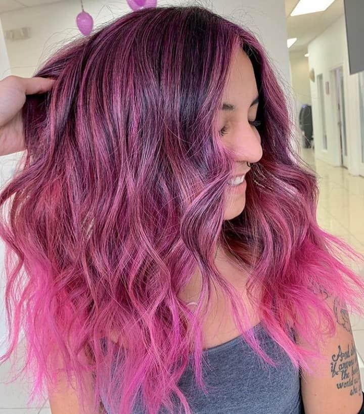 CosmoProf Beautyさんのインスタグラム写真 - (CosmoProf BeautyInstagram)「Is your client afraid of the vivid fade?💗⁣ ⁣ #CosmoPro @angietriana.hair sent her client home with Celeb Luxury Viral Pastel Light Pink Colowash to maintain her color in between salon services.⁣ ⁣ Find the Celeb Luxury products you need to keep your clients hair fade free and vibrant until their next salon visit at Cosmo Prof! Our stores are open!  Order today and select Same Day Delivery by 2pm! SHOP NOW via #LinkInBio ⁣ #repost #celebluxury #cosmoprofbeauty #licensedtocreate #pinkhair #pinkhairdontcare #pinkhaircolor⁣⁣ #vivids #vividhair #vibranthair #colorfulhair #creativecolor #creativehair #haircolorideas #trendyhair #fantasyhair」12月17日 4時30分 - cosmoprofbeauty