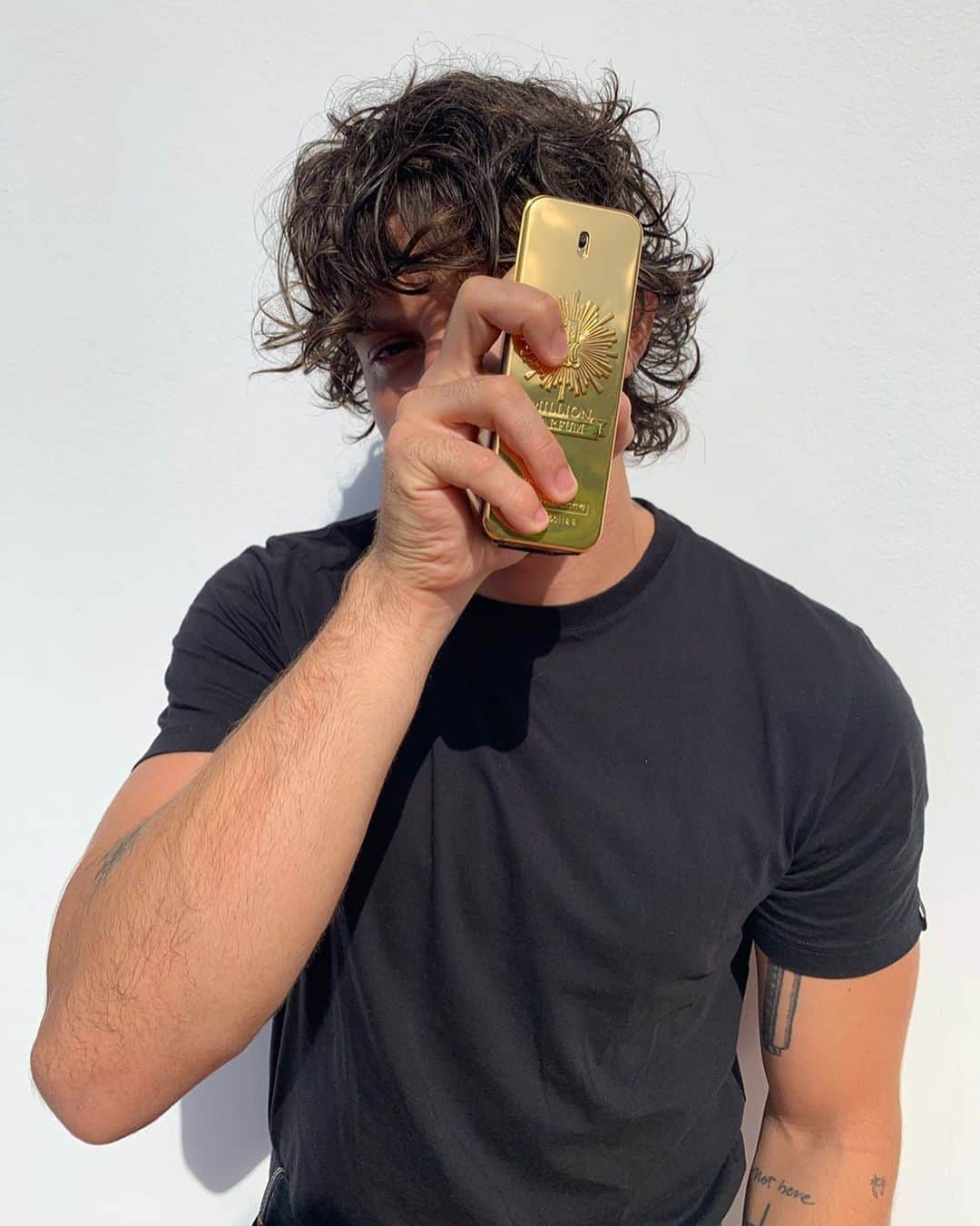 Chay Suedeのインスタグラム：「Paco Rabanne me convidou pra participar da campanha #PacoWhishes. Dá uma olhada nos meus stories pra saber mais :))  @pacorabanneparfums #publi」
