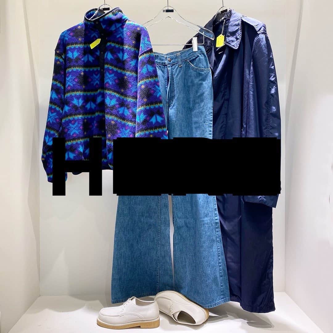 H BEAUTY&YOUTHさんのインスタグラム写真 - (H BEAUTY&YOUTHInstagram)「＜vintage＞ 80-90's L.L.Bean Made in USA (Size: Lady's Large) ¥8,800-(tax in) ＜vintage＞ Levi's for women 70's BELL BOTTOM ¥16,500-(tax in) ＜vintage＞ 50's USAF RAIN COAT (Size: 40LONG) ¥12,100-(tax in) ＜The Row＞ OXFORD for women ¥163,900-(tax in)  #H_beautyandyouth @h_beautyandyouth  #BEAUTYANDYOUTH # Unitedarrows #vintage #togapulla」12月17日 16時04分 - h_beautyandyouth