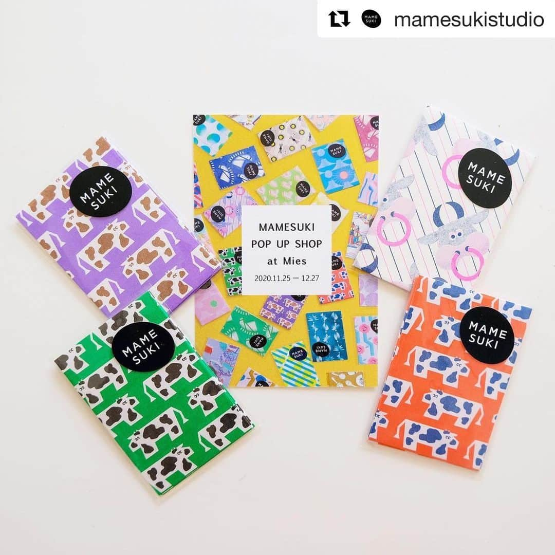 eimiのインスタグラム：「#Repost @mamesukistudio ・・・ POPUP-SHOP OPEN!🌈﻿ ﻿ 西荻窪MiesさんでのPOP-UPSHOP好評開催中です！﻿ ﻿ そして今週より12/30まで、同じく西荻窪のロマンスミュージックカフェJUHAさん @juha_coffee にて、Miesさんで販売中のアイテムを一部販売していただけることになりました！﻿取り扱いいただくのは、来年の干支の牛をモチーフにした柄4種です。﻿ アキ・カウリスマキの映画の世界をイメージした空間で自家焙煎の珈琲を味わいながらレコードから流れる珈琲に合うよう選曲された音楽が楽めます。☕️🎼  ぜひぜひお立ち寄りくださいませ！ ﻿ MAMESUKI POP UP SHOP at Mies﻿ 2020.11.25WEDー12.27SUN﻿ OPEN ： 13:00-19:00  日 13:00-18:00　CLOSED ： 月・火 ﻿ ※ 休業日・営業時間を変更する場合があります。﻿ 最新情報は twitterをご確認ください。→@Mies_Nishiogi ﻿ ﻿ ※ DMの写真の商品は一部店頭にない場合がございます。予めご了承下さい。﻿ ※入店は2名様づつでお願いします。﻿ マスク着用でアルコール消毒してご覧になって下さい。小さいお店ですので、お客様が重なる場はお待ち頂きますがご了承下さい。﻿ ﻿ MAMESUKI﻿ リソグラフプリントのペーパーグッズを中心にオリジナル図案のプロダクトを制作するブランドです。「面白み」と「美しさ」の調和の中で、色と形がリズムを刻んで踊りだす…﻿ そんな図案を求めて、日々研究・創作し、コレクションを発表します。﻿ ﻿ #mamesuki #risograph#riso#risoprint #risography#リソグラフ#art#design#papergoods#stationary#graphic#color#紙もの#ペーパーアイテム#リソグラフ#文房具#西荻窪mies#北欧 #西荻窪」