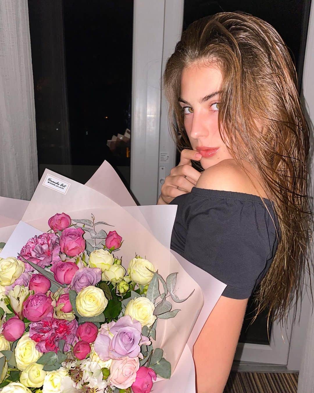 Maria Tarabanskayaのインスタグラム：「👄」