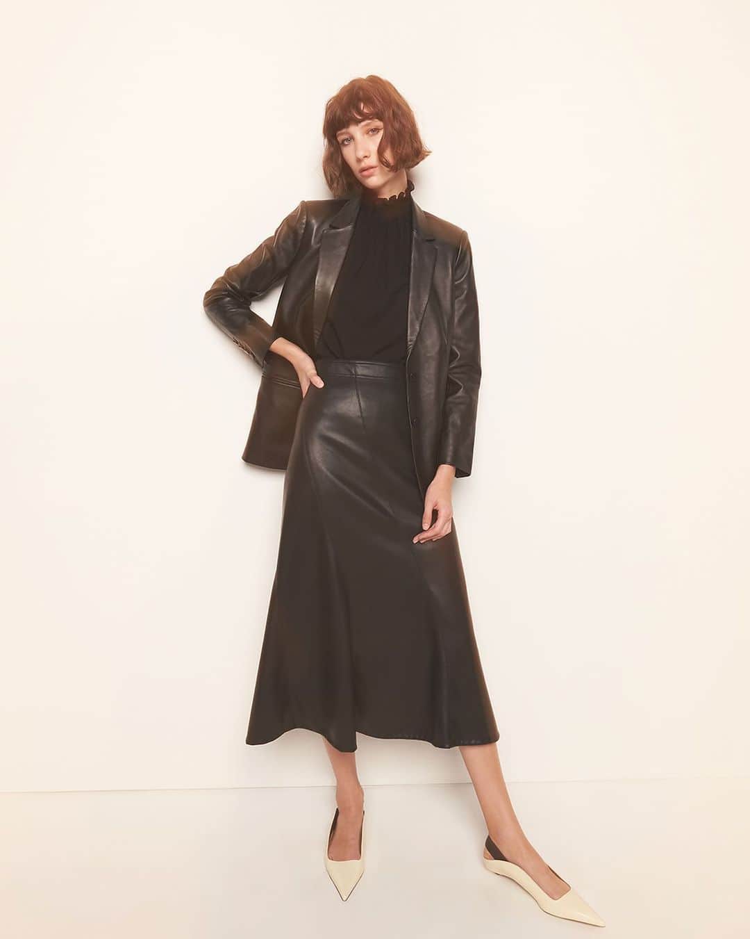 レベッカテイラーのインスタグラム：「Leather separates play well together.」