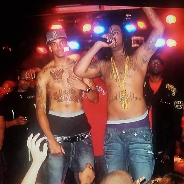 ワカ・フロッカ・フレイムのインスタグラム：「I swa @chazgotti you was the only person missing brada #LLDUNKIN praise to the most high you shook those 70 plus years brother 2021 ours iSwa by it!!!!」
