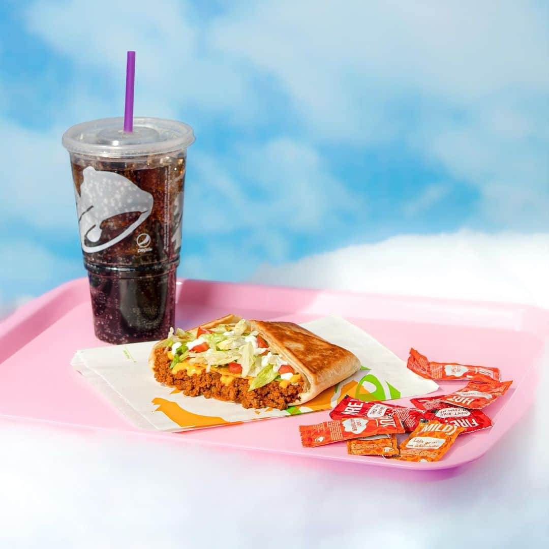 Taco Bellのインスタグラム：「How do you make this dream a reality? @postmates it.」