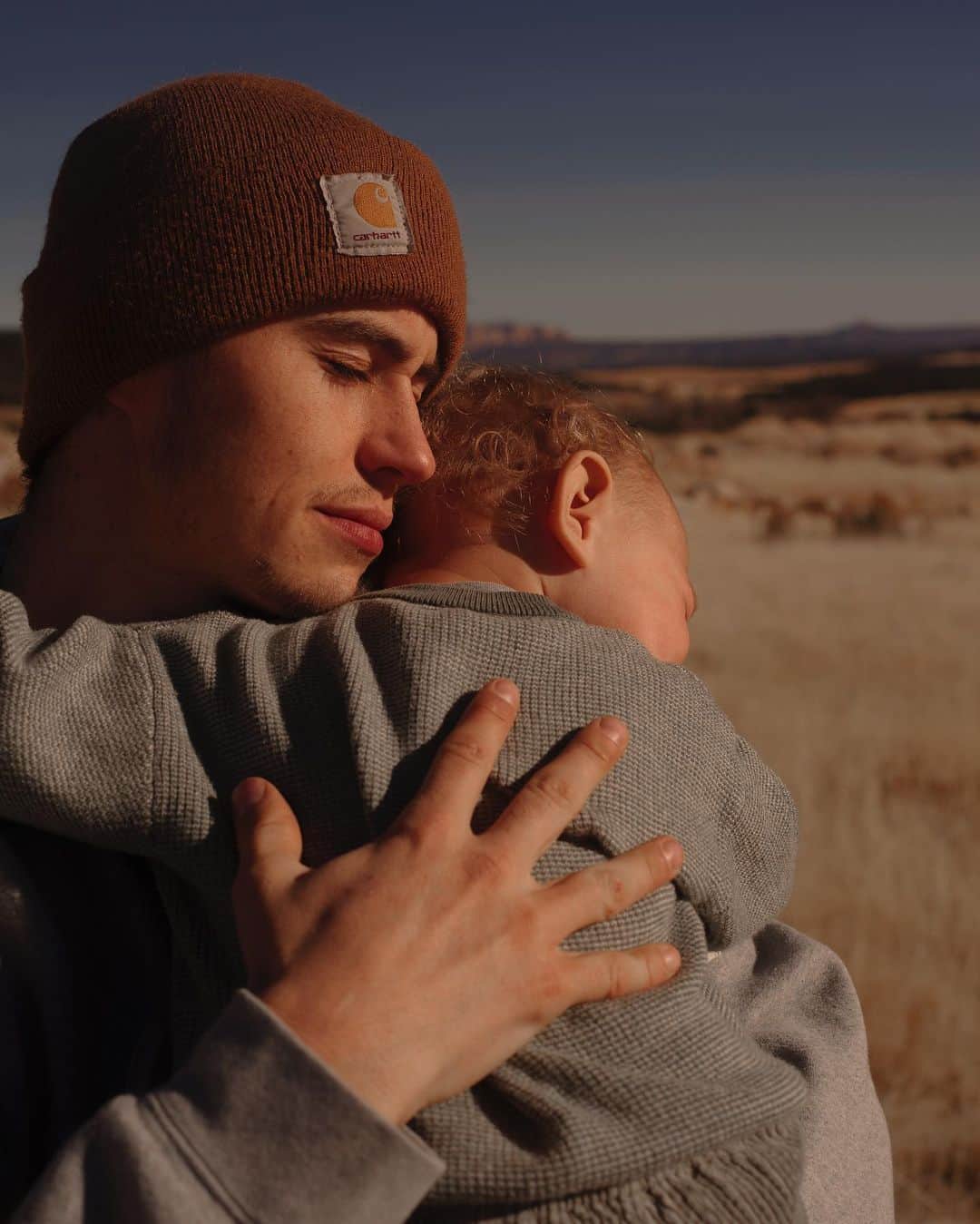 のインスタグラム：「A father is a man who expects his son to be as good a man as he meant to be 🌾」