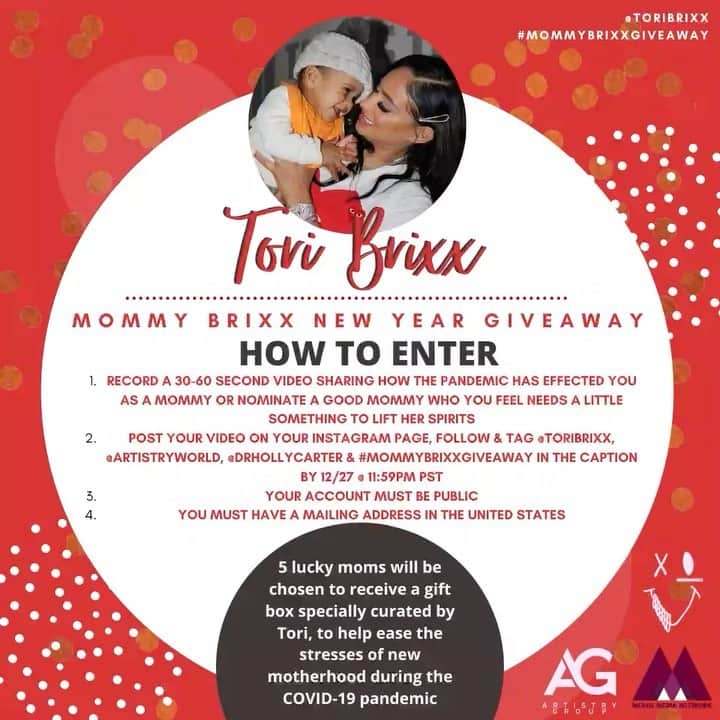Tori Hughesのインスタグラム：「As a young new mom, I understand it can be difficult getting through the holidays ESPECIALLY during a national pandemic where so many are being effected and challenged.  I’d like to make life a little easier if I can during these times for 5 lucky young mommys with my #MommyBrixxGiveaway. I’m partnering up with some amazing brands to put together 5 gift boxes specially curated my me, for the new year!  Here’s how to enter  •RECORD A 30-60 SECOND VIDEO SHARING HOW THE PANDEMIC HAS EFFECTED YOU AS A MOMMY OR NOMINATE A GOOD MOMMY WHO YOU FEEL NEEDS A LITTLE SOMETHING TO LIFT HER SPIRITS •POST YOUR VIDEO ON YOUR INSTAGRAM PAGE, FOLLOW & TAG ToriBRIXX, @ARTISTRYWORLD, @DRHOLLYCARTER & #MOMMYBRIXXGIVEAWAY IN THE CAPTION •YOUR ACCOUNT MUST BE PUBLIC •YOU MUST HAVE A MAILING ADDRESS IN THE UNITED STATES  My team and I will be viewing each and every video and I will hand select 5 lucky moms to receive a box. The deadline to enter is Sunday, December 27th at 11:59pm PST.  All winners will be announced on January 4th! Good luck to everyone entering, and Happy Holidays from my family to yours.」