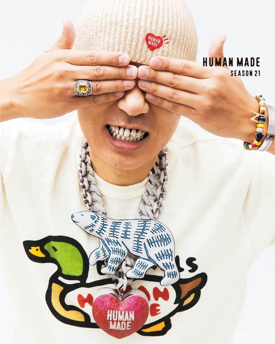 NIGOのインスタグラム：「HUMAN MADE MOOK BOOK.🦆彡 Available from December 23rd.❤️彡」