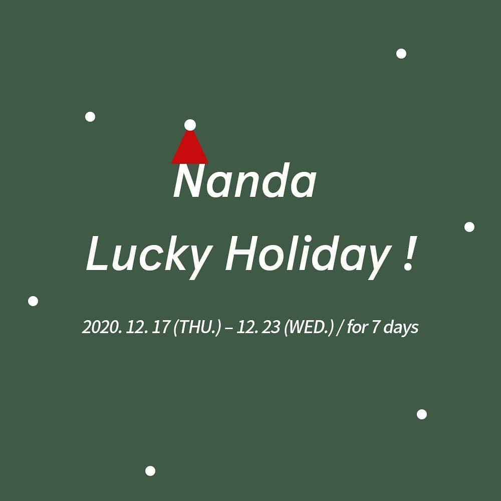 Official STYLENANDAのインスタグラム：「❤️Nanda Lucky Holiday🎅🏻💚 2020.12.17(Thu)-12.23(Wed) / 7일간 진행 - 1. 홀리데이 기획전 15% 할인 특별한 날 & 홈파티를 위한 난다 신상 홀리데이 룩  + 3CE CLEAR LAYER EDITION 15% 할인 - 2. 3CE 베스트 상품 1+1  매일 오전 11시-3시, 단 4시간만! 3CE 베스트 아이템을 1+1으로 만나보세요👍🏻 - 3. 3CE 미니 벨벳 립 틴트 증정  모든 구매/3만원/7만원 구매시 3CE 사은품  미니 벨벳 립 틴트(1.5g) 갯수별 증정! - Finish up 2020 with Stylenanda & 3CE💕 Grab holiday special deals for a week ! - ✔️SPECIAL HOLIDAY 15% OFF Get Nanda’s holiday look for special occasions and 3CE CLEAR EDITION at 15% off ✔️3CE BEST Sellers 1+1  AM 11:00-PM 3:00 / *Korean Standard Time ✔️Free 3CE mini velvet lip tint (1.5g) Get 3CE Mini Velvet Lip Tint for free based on your purchase amount. #stylenanda #3ce」