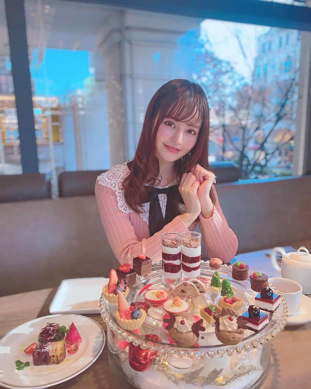 一ノ瀬まりなさんのインスタグラム写真 - (一ノ瀬まりなInstagram)「afternoon tea🫖💖 . . 可愛かった🎄 #bar&grilldunbo #アフターヌーンティー #表参道カフェ #afternoontea #クリスマス #トナカイ #xmas」12月17日 12時05分 - yuyuyu_marina