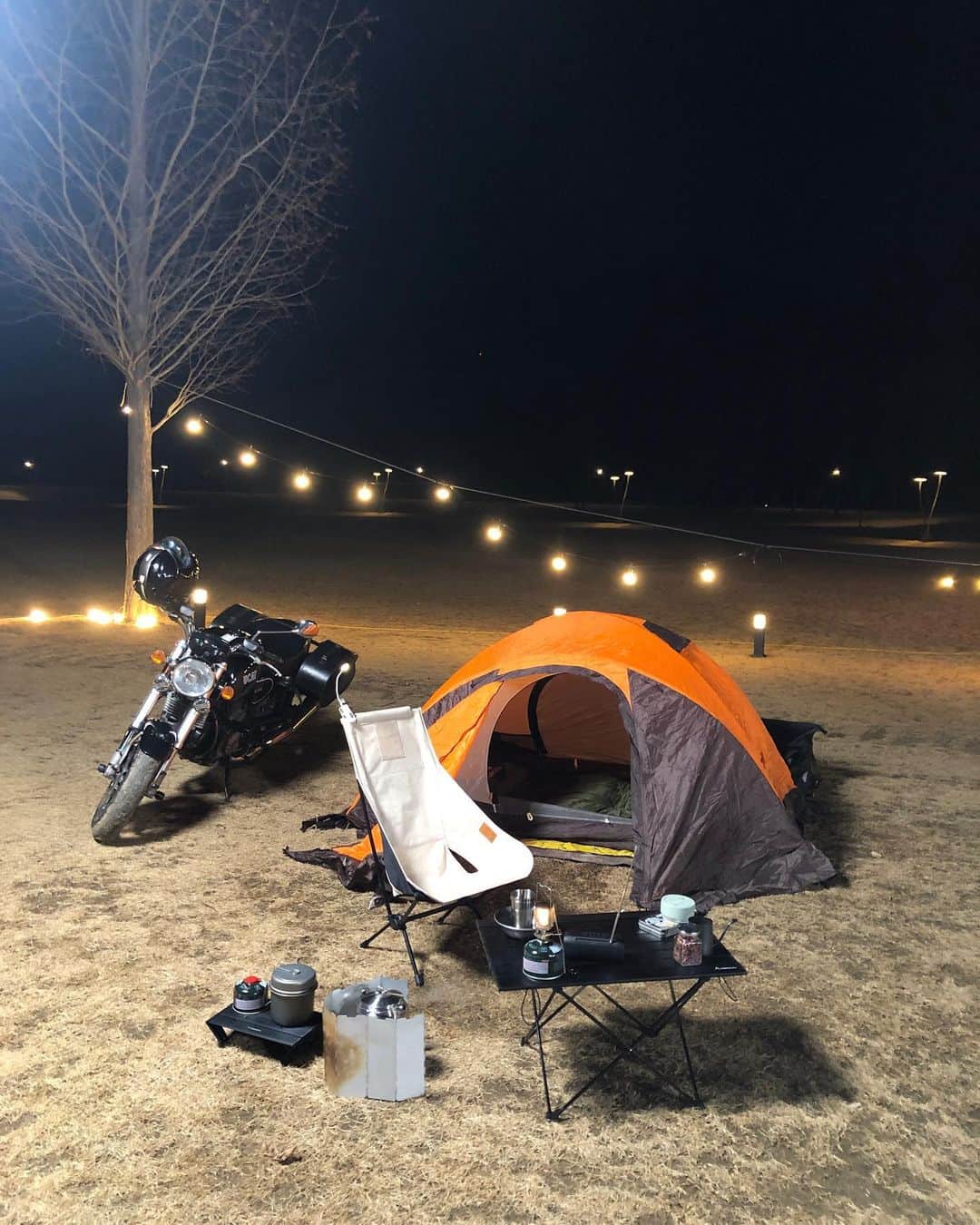 リュ・スヨンさんのインスタグラム写真 - (リュ・スヨンInstagram)「#나는 차였어 #kbsjoy #8시 #motocamping #varietyshow about #camping」12月17日 13時09分 - suyoung_ryu